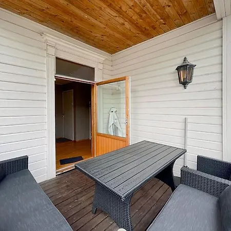 Apartment Ledaal Place - Center With 2br -free Parking - Balcony By *